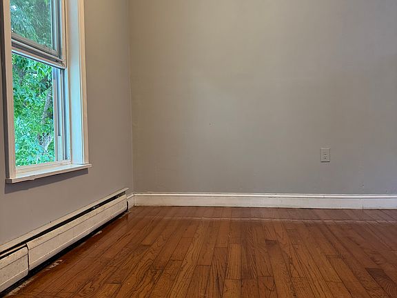 4th image of 56 W 4th St APT 2