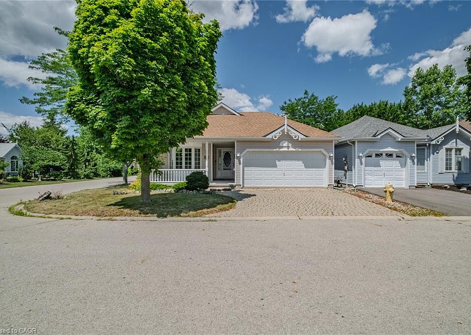 1st image of 14 Aspen Ln