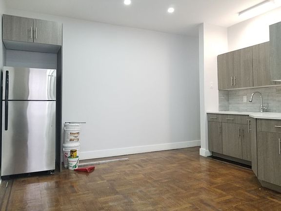 2nd image of 415 Lefferts Ave APT A1