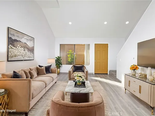 435 W 9th St Unit F5, Upland, CA 91786