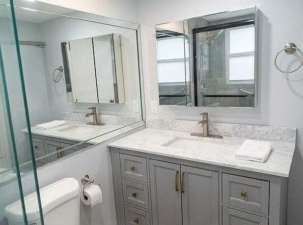25 Upminster #25-B — Photo 14