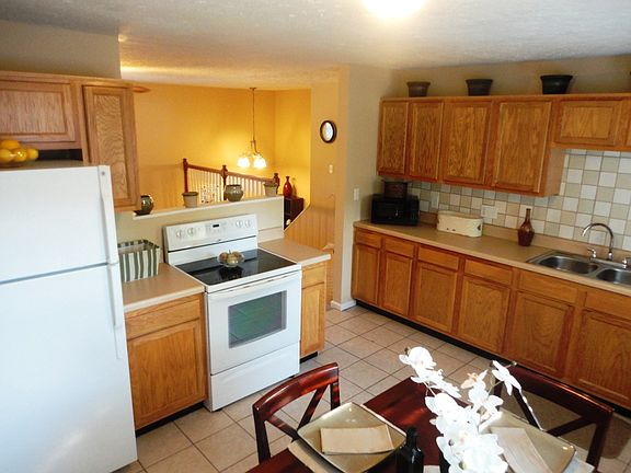 5th image of 10613 Hume Ct