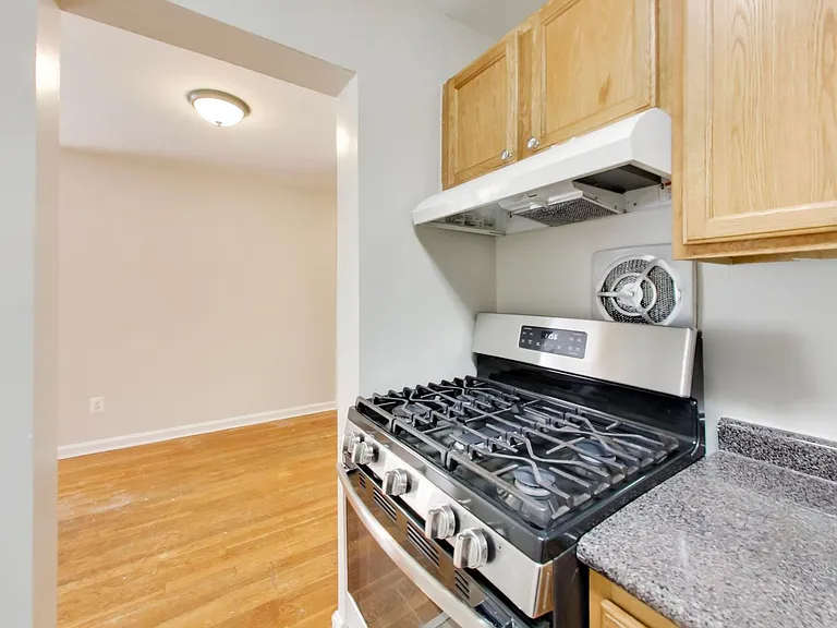 702 Chaney Dr — Photo 27
