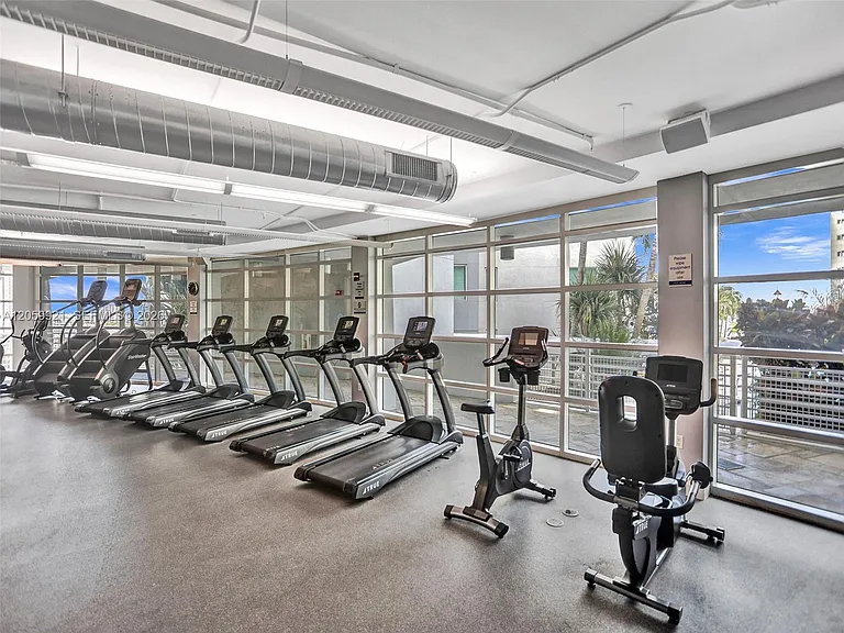 244 Biscayne Blvd #3409 — Photo 8