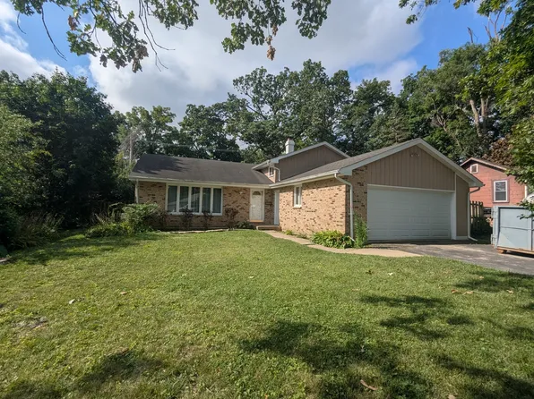 (undisclosed Address), Mundelein, IL 60060