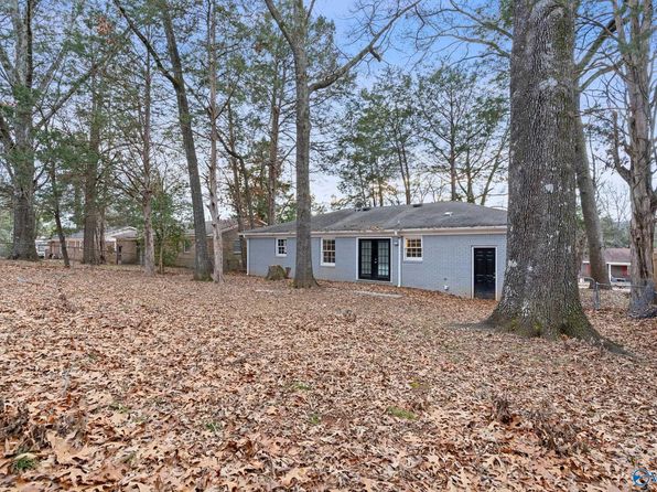 3110 Delia Ln NW, Huntsville, AL 35810