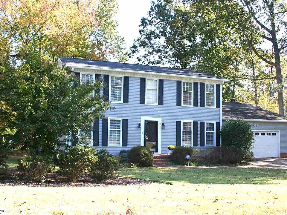 1st image of 104 Birnam Ct
