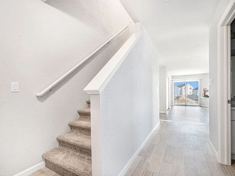 730 Marcoux Ave — Photo 8