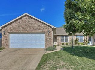 2008 Juniper Dr, Mahomet, IL 61853