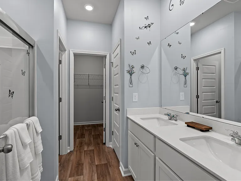 2110 Victory Way — Photo 17