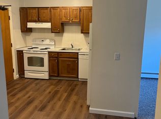 17 Davis Rd APT A3, Acton, MA 01720