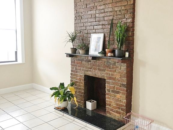 3rd image of 377 Vernon Ave #2LL