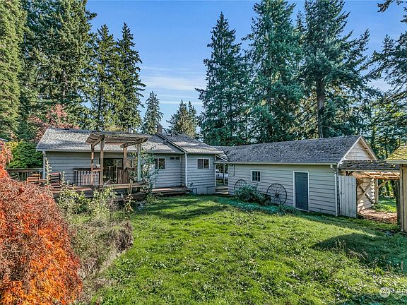 3rd image of 38233 47th Avenue S