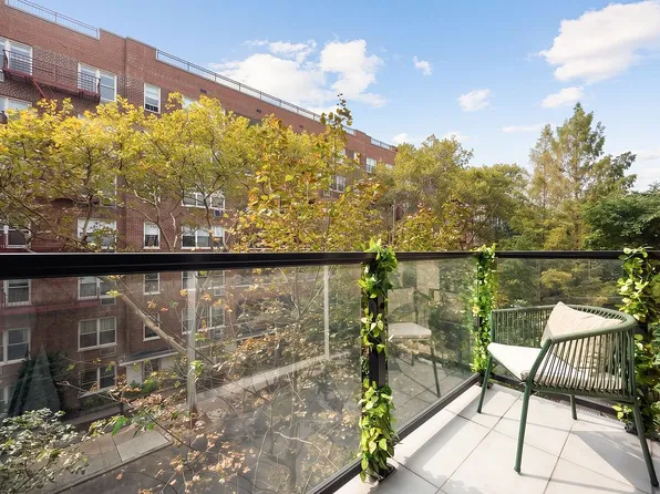 631 E 18th St APT 3A, Brooklyn, NY 11226