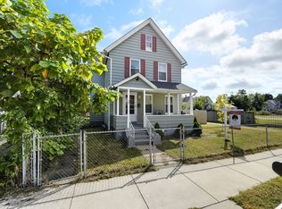 307 Oakland St, Springfield, MA 01108
