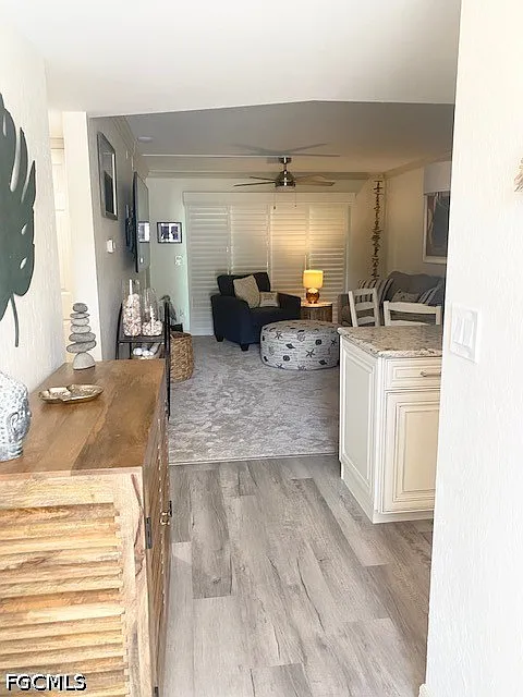 2 bed, 2.0 bath, 820 sqft, $3,500 — Photo 2