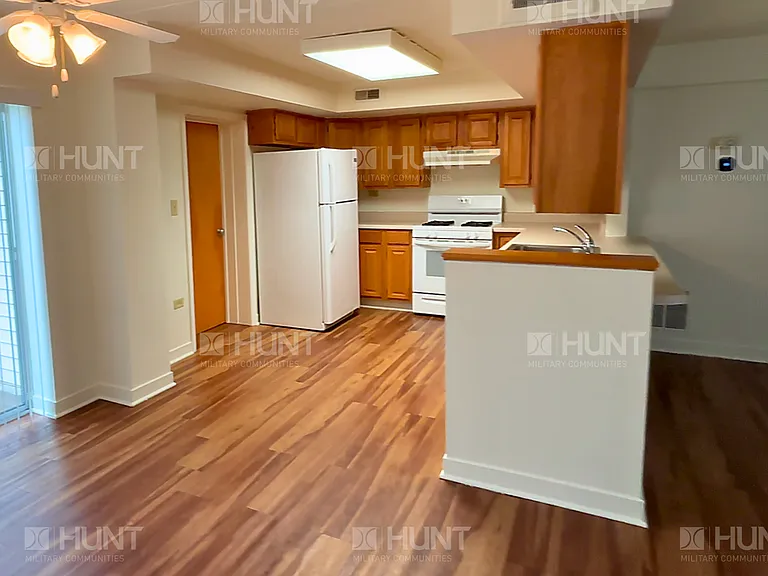 2333 California Ave — Photo 1