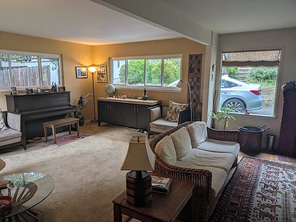 4th image of 2023 Arbor Ave