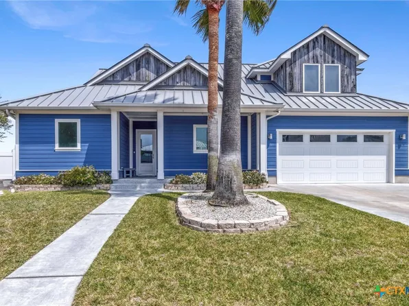 37 Flamingo Rd, Rockport, TX 78382