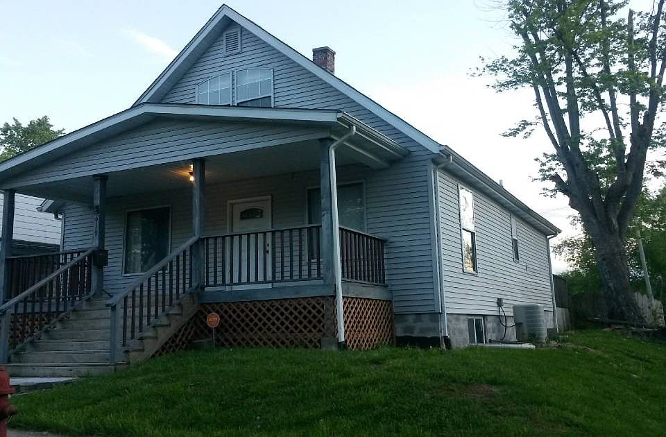 1st image of 919 Highland St