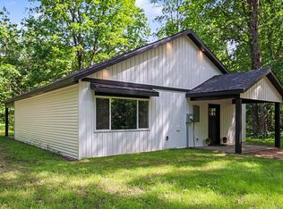 9066 Agawa Trl, Howard City, MI 49329