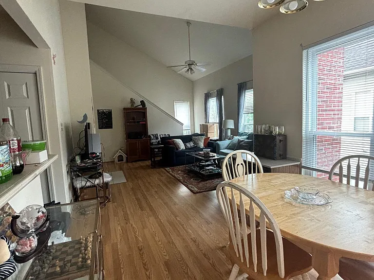 5151 Etta St #3-G — Photo 4