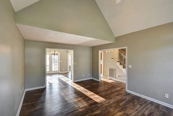 1634 Windriver Rd — Photo 5