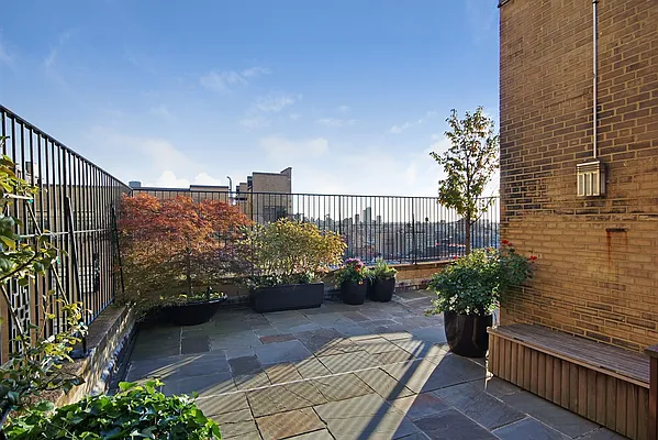 Sold by Corcoran | media 3