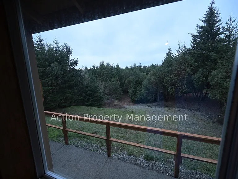 40 Brittany Ln — Photo 23