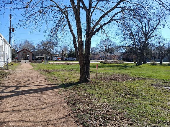 5th image of 0 Commerce St