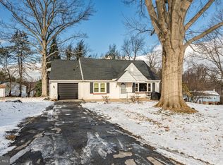 2521 Grandview Rd, Coatesville, PA 19320