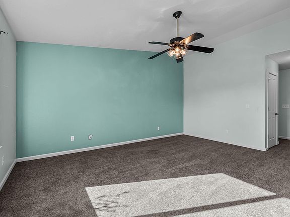 3rd image of 444 SW 28th St