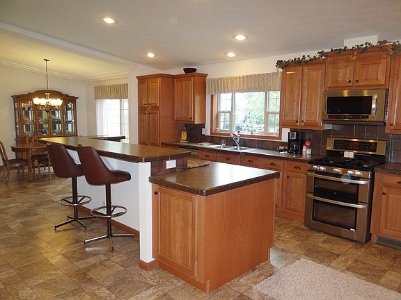 5th image of 21142 Kale Dr