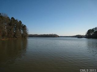 8946 Fair Oak Drive, Sherrills Ford, NC 28673