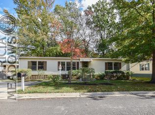 848 Woodchuck Dr, Mount Laurel, NJ 08054