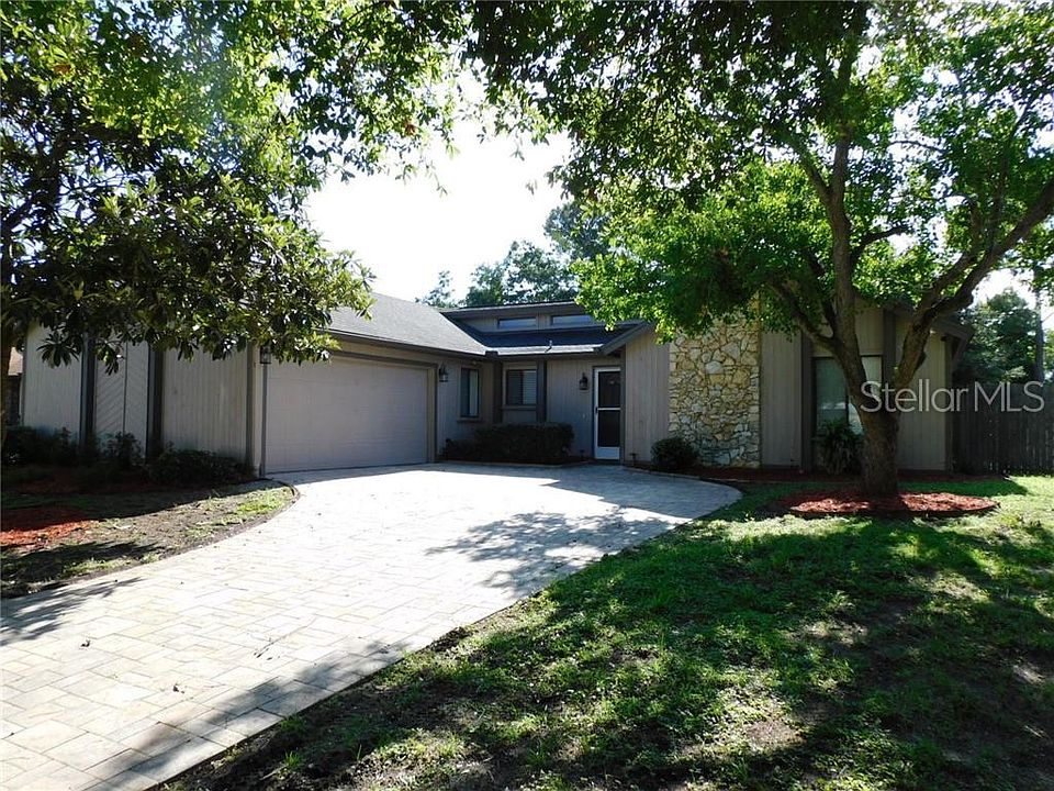 1st image of 107 N Shadow Bay Dr