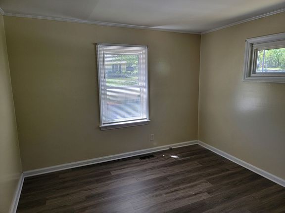4th image of 1900 Trogdon St