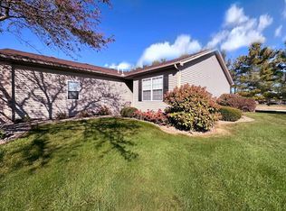 510 Stonecrest, Savoy, IL