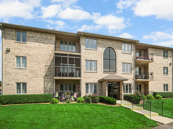 5130 Midlothian Tpke Unit 1210, Crestwood, IL 60418