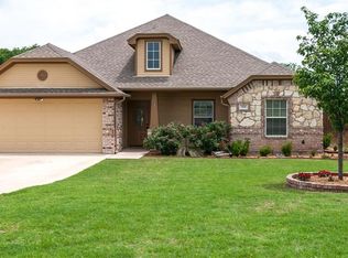 321 Cemetery Rd, Boyd, TX 76023