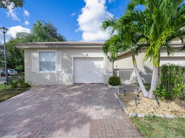 2131 Man Of War, West Palm Beach, FL 33411