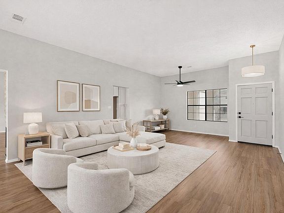 2nd image of 1709 Savannah Dr NE