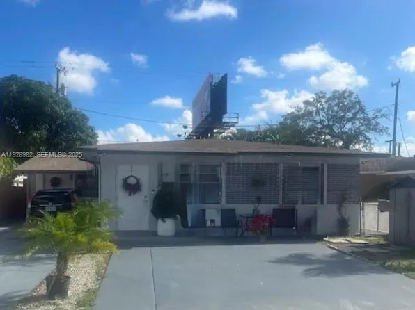 1011 NW 27th Ct, Miami, FL 33125