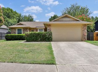 5648 Santa Fe Trl, Haltom City, TX 76148