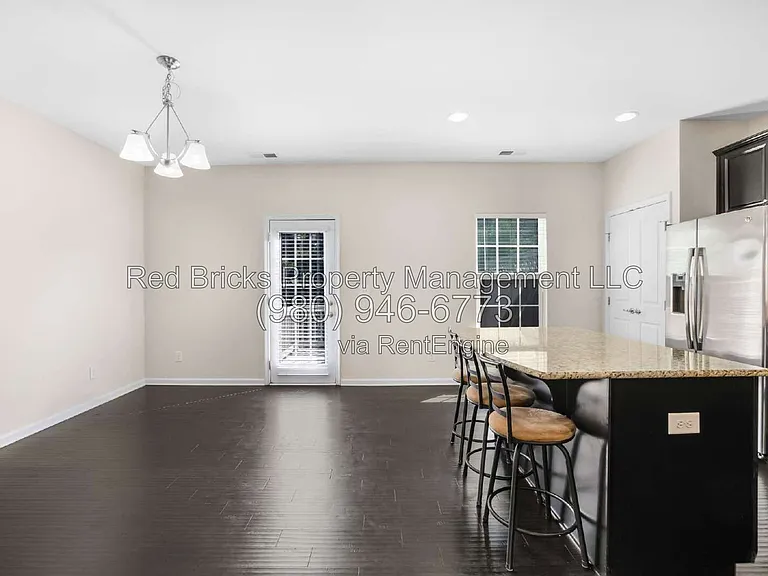 2306 Rachelwood Dr — Photo 9