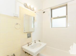 2538 N Sawyer Ave #1424, Chicago, IL 60647