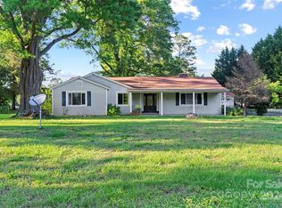 115 E Texas Ave, Bessemer City, NC 28016