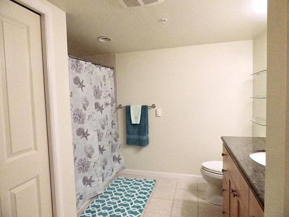 2nd image of 611 Highland Dr APT 304