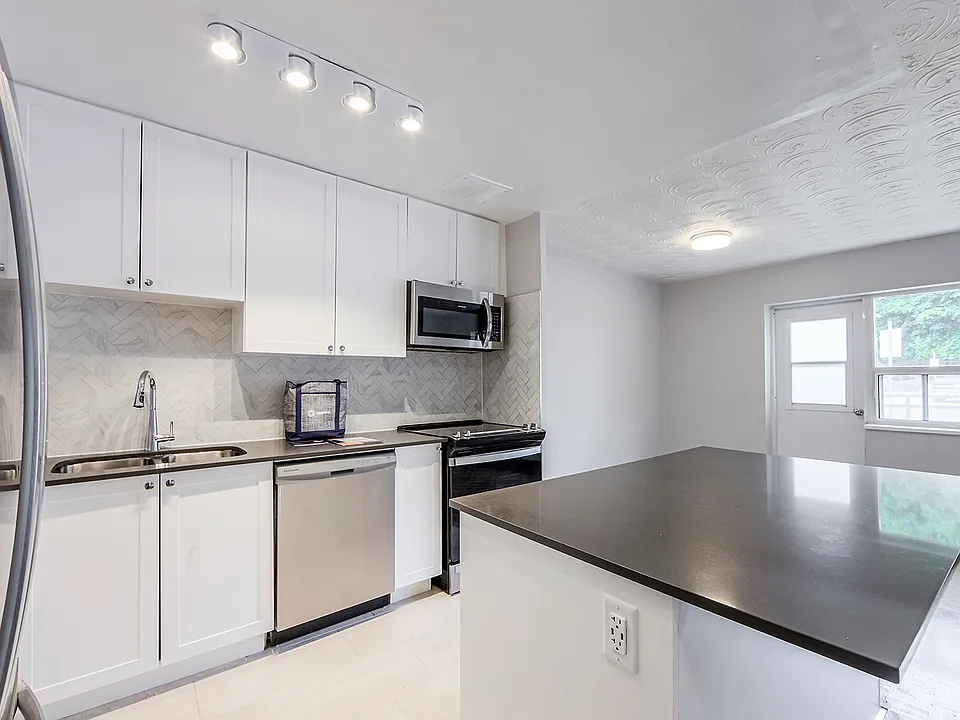 74 Curlew Dr