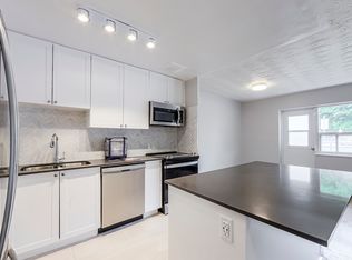 74 Curlew Dr #1187270, Toronto, ON M3A2R3